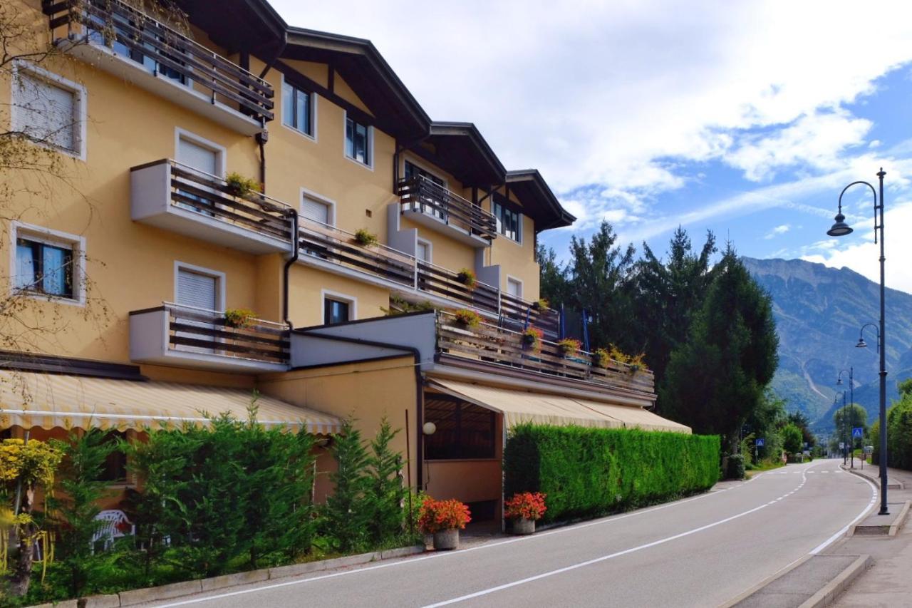 Hotel Dolomiti Levico Terme Kültér fotó